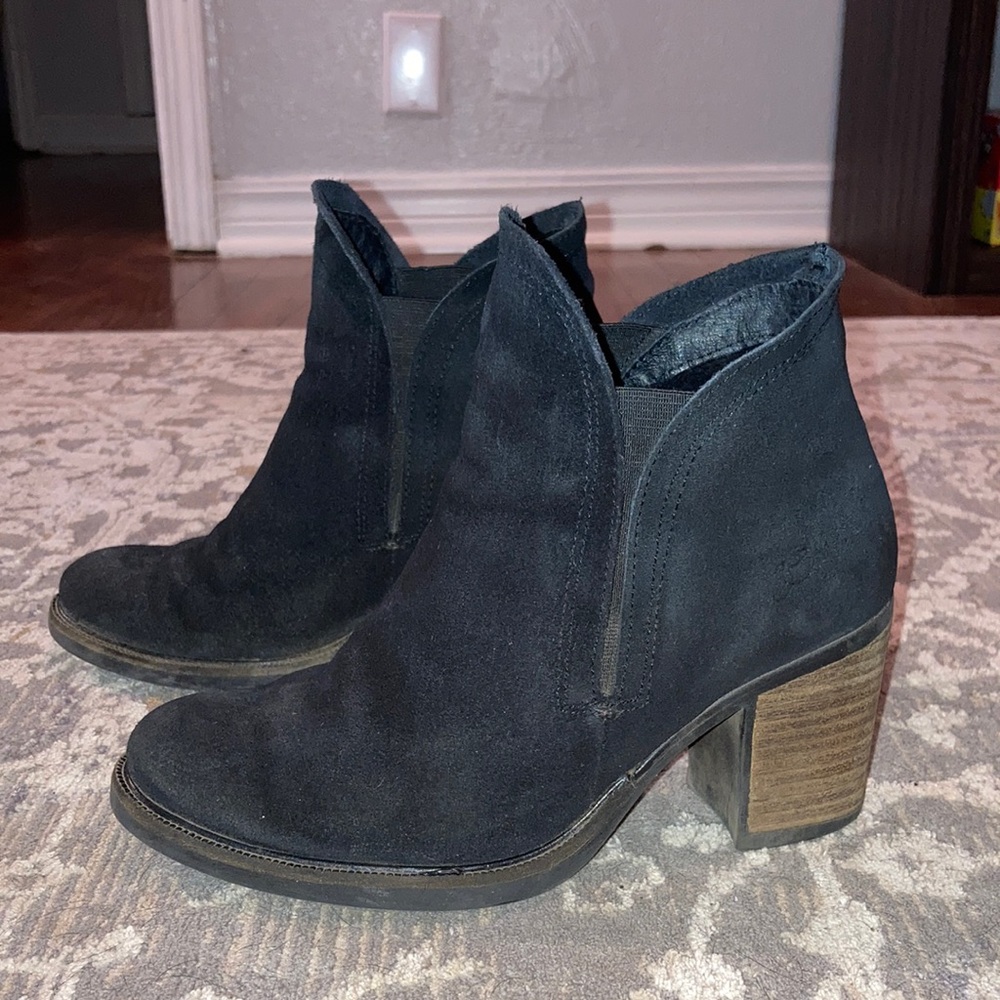 Bos & Co. Waterproof Black Chelsea Boot